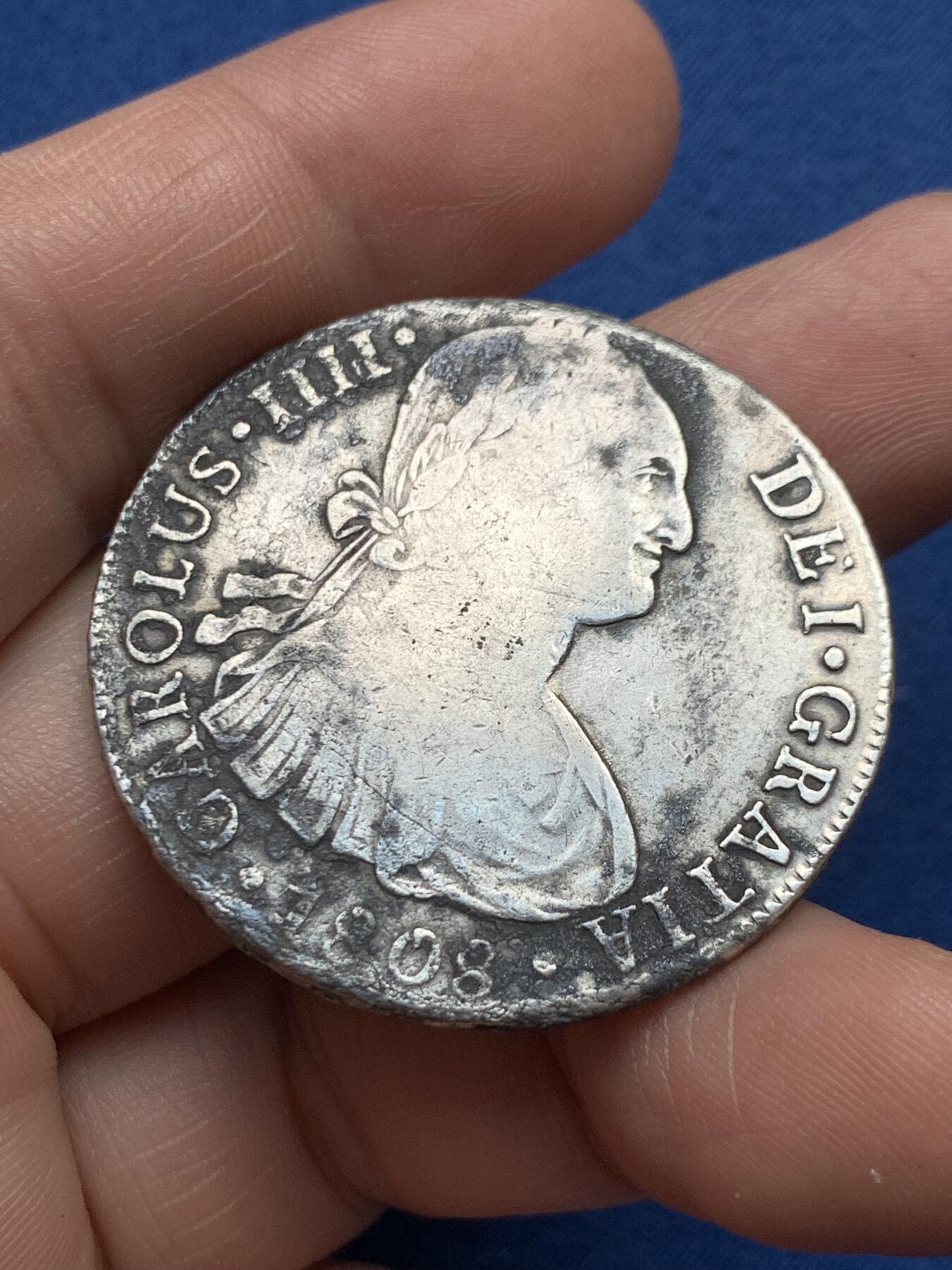 《竞宝斋》第481场 周日，周一 2场连拍 （全场包邮）20级店铺 欢迎送拍 西属秘鲁1808年卡洛斯四世8R银币