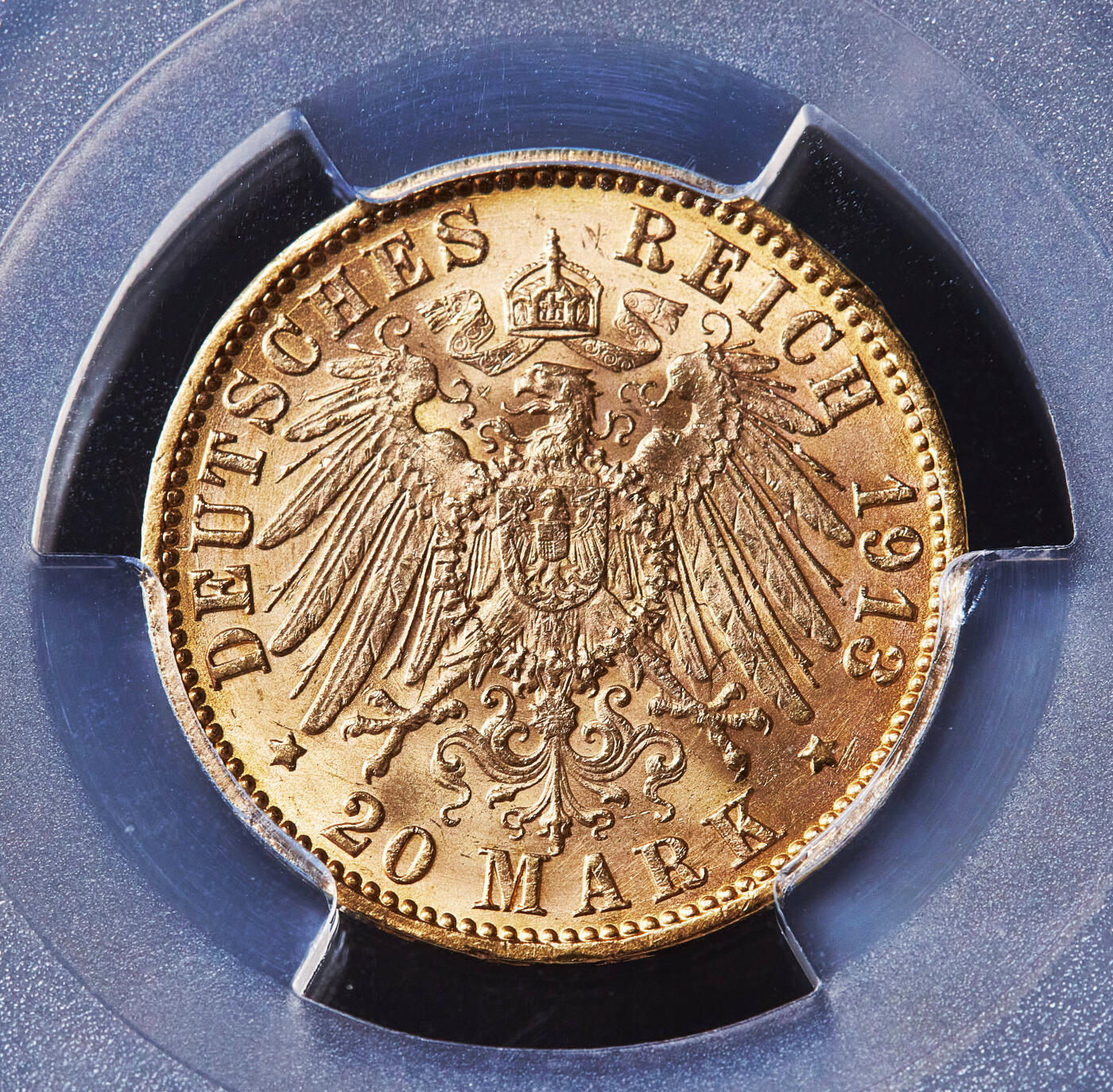 【俄甄集藏】满园春色-2026年(051)04-22星期三 晚 19:30 全场包邮 德国汉堡1913年J版20马克金币，PCGS MS65，转光顶级品相，重7.965克，900金，名誉品种