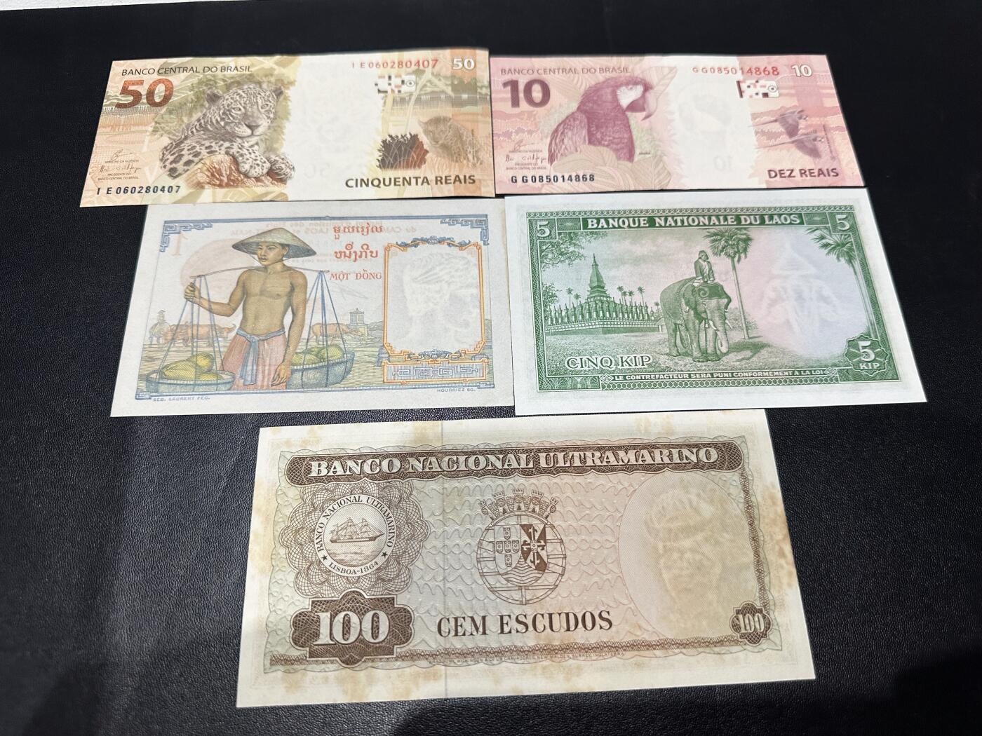 《外钞收藏家》第六百二十八期（精品百拍场）（长期征集拍品、欢迎藏友们联系合作） 巴西、东方汇理、老挝、东帝汶 五张一起 巴西50全新不绝 老挝全新 其他非全新