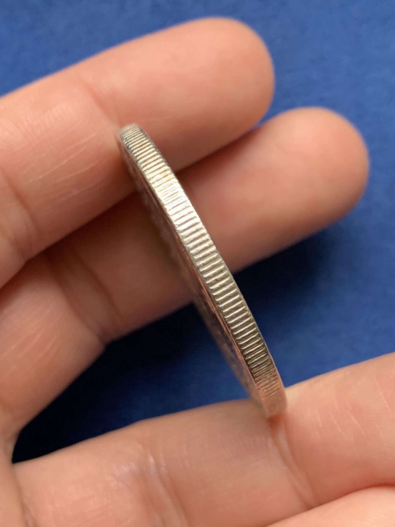 《竞宝斋》第481场 周日，周一 2场连拍 （全场包邮）20级店铺 欢迎送拍 美国1890年摩根1美元银币