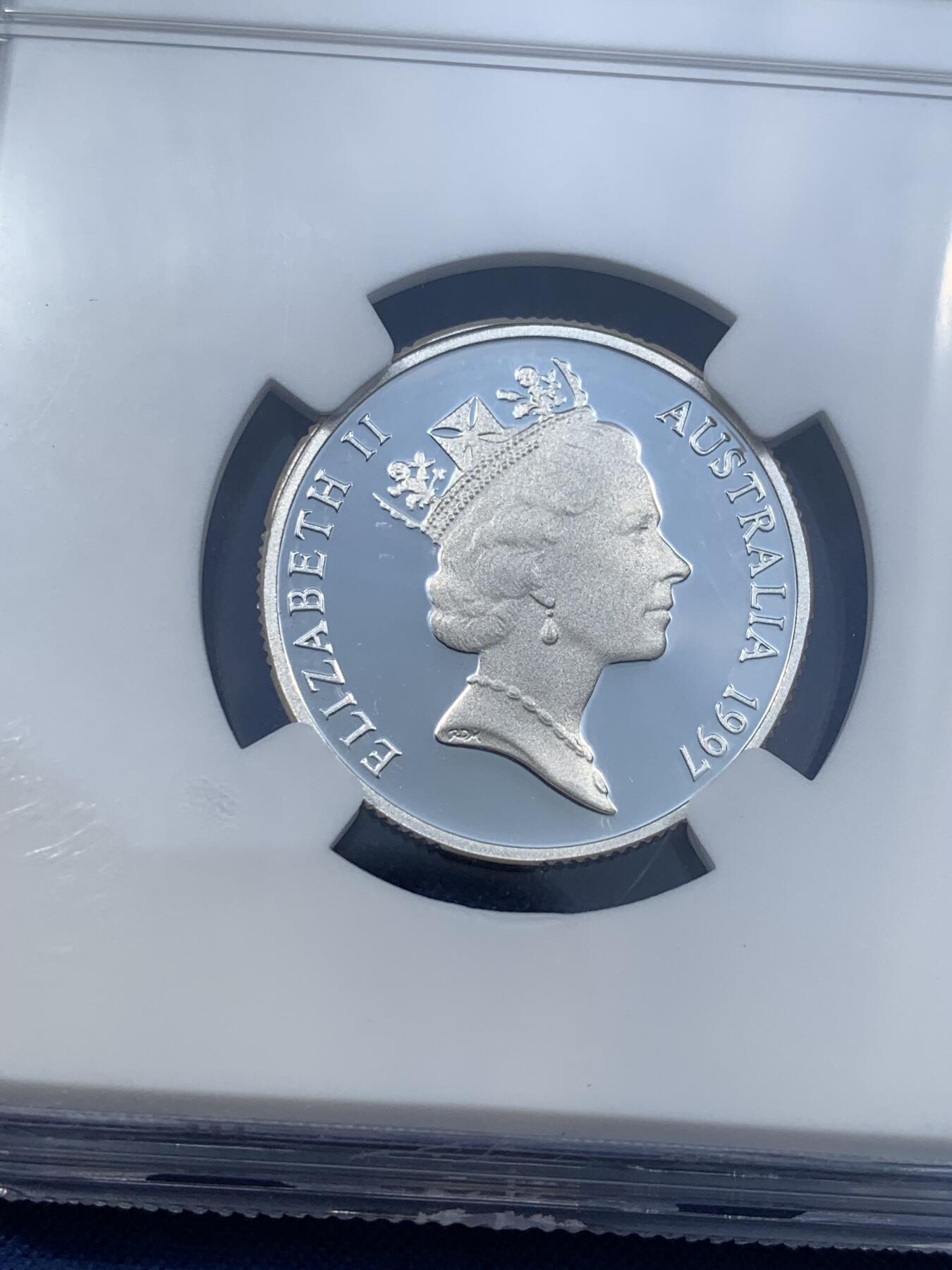 《竞宝斋》第481场 周日，周一 2场连拍 （全场包邮）20级店铺 欢迎送拍 NGC PF69UC 澳大利亚1997年查尔斯·金斯福德·史密斯爵士百年诞辰纪念银币