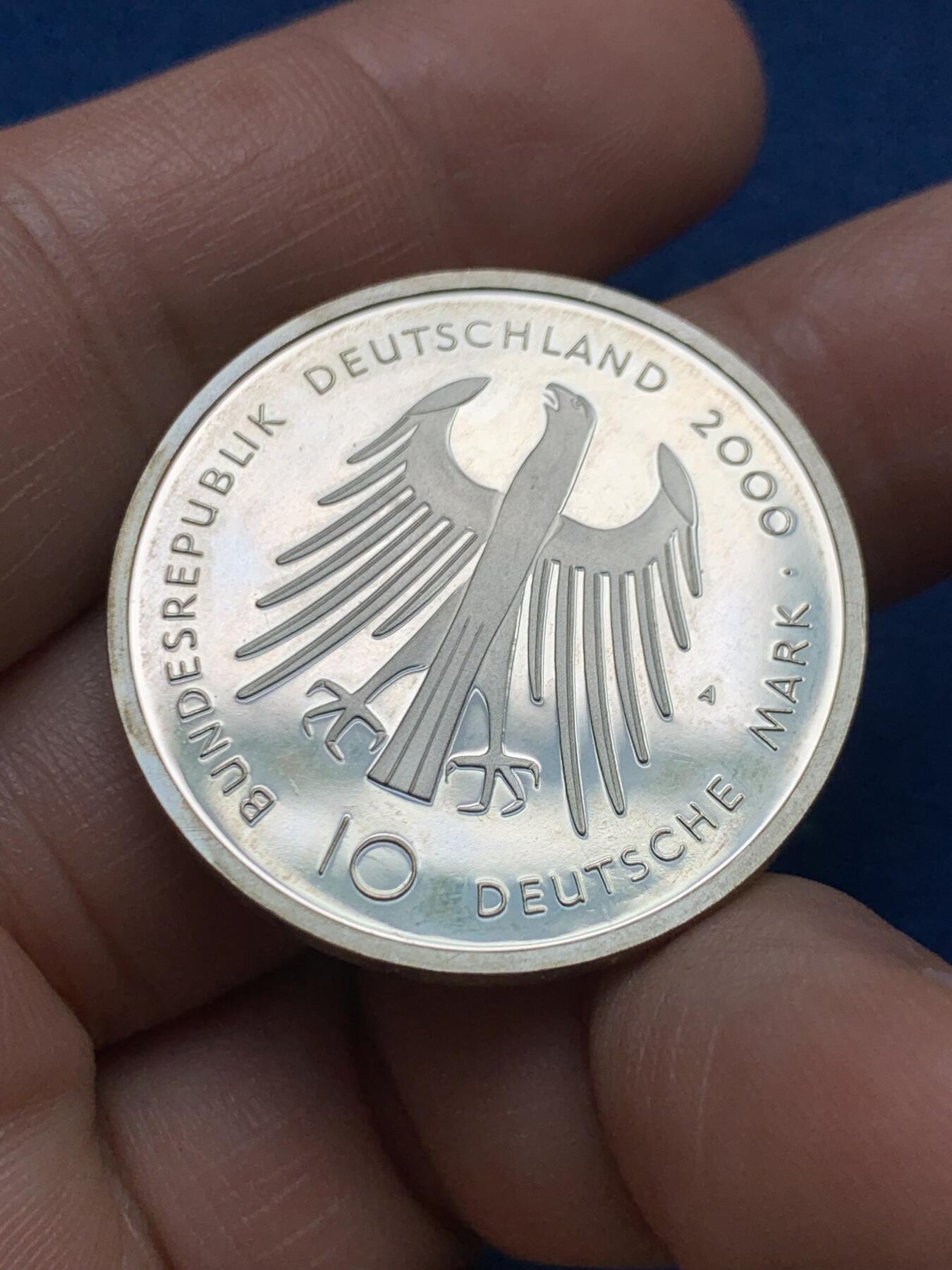 《竞宝斋》第481场 周日，周一 2场连拍 （全场包邮）20级店铺 欢迎送拍 德国2000年查理曼大帝在亚琛建立大教堂1200周年纪念银币 925银 15.5克