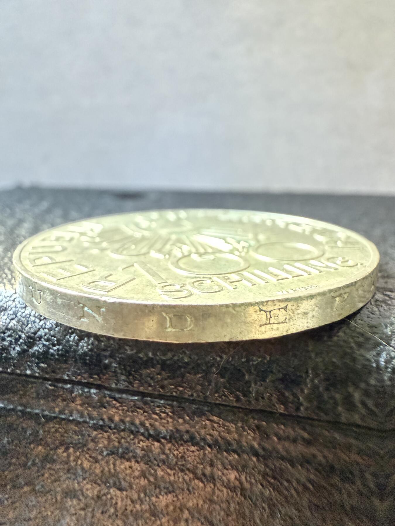 【周六 19:30】乾藏阁外国银币专场・裸币 / 评级币 + 银章铜章 保真包老 1979年 奥地利 100先令 维也纳新城大教堂纪念银币