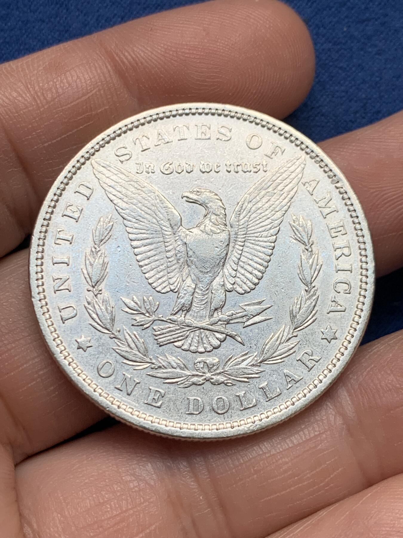 《竞宝斋》第481场 周日，周一 2场连拍 （全场包邮）20级店铺 欢迎送拍 美国 1879年 摩根 1美元 银币