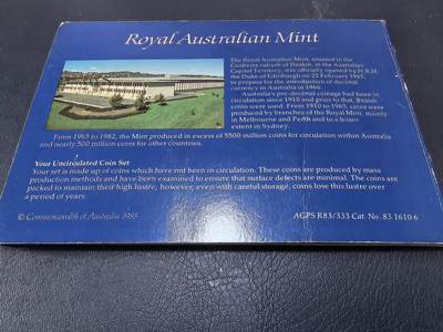 长老汇马年精选第十八场拍卖 1984澳大利亚6枚官方套币，卡装，克书52美金