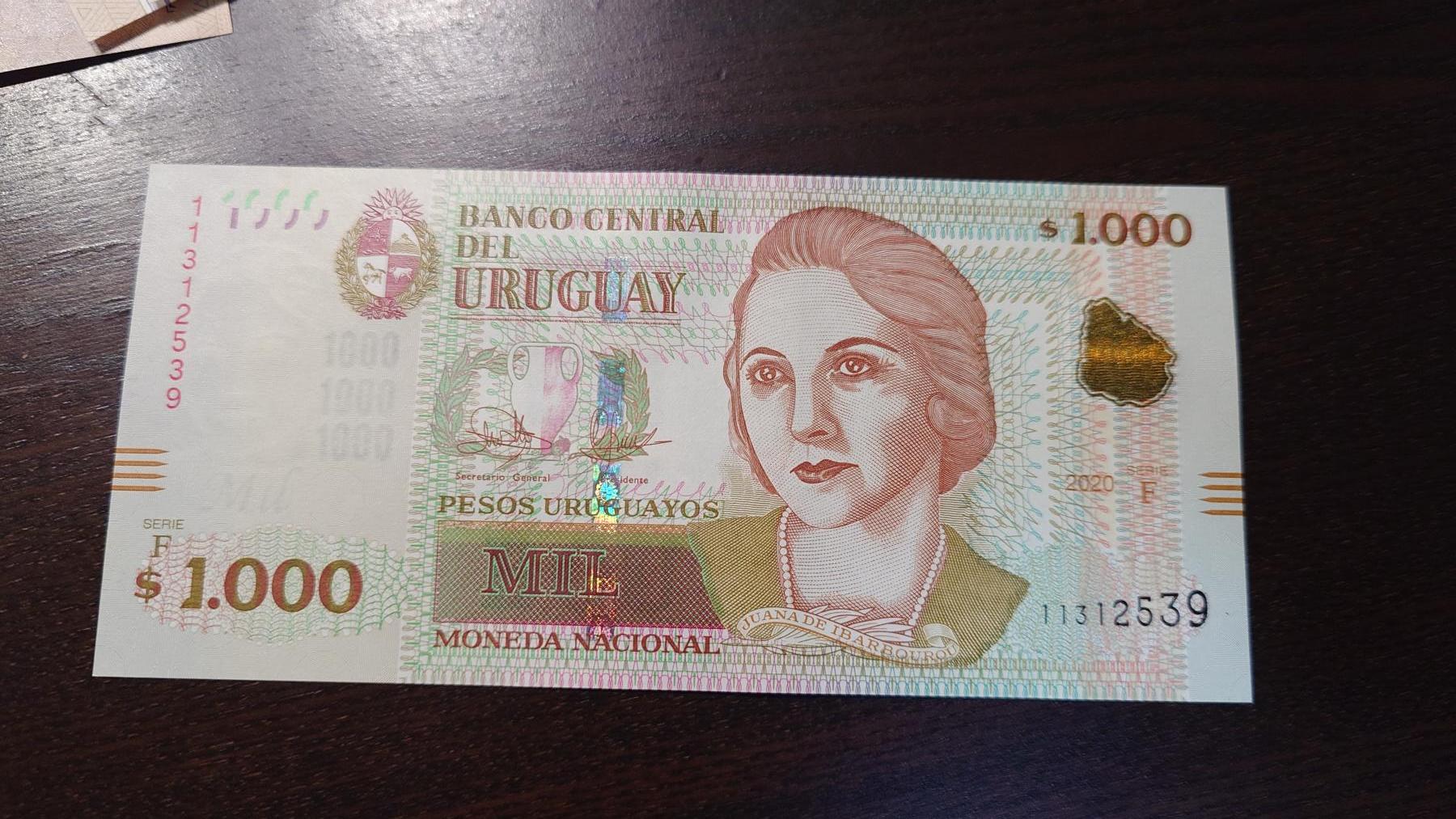 世界钱币～微拍第245期暨2026年第26期  新货卖剩品种部分上架提供选购【有看中的就一开始就出价，别为了晚付几天押金拖到最后，这里没出价的只要群里卖掉了就会撤】 2020年乌拉圭 1000比索 全新绝品无47尾号539