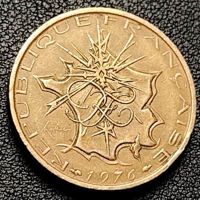 泉币菌-第228场-三月三 上巳节专场 拍品多 请提前出价 厚重币 法国1976年10法郎 工业成就 镍黄铜币  26mm 