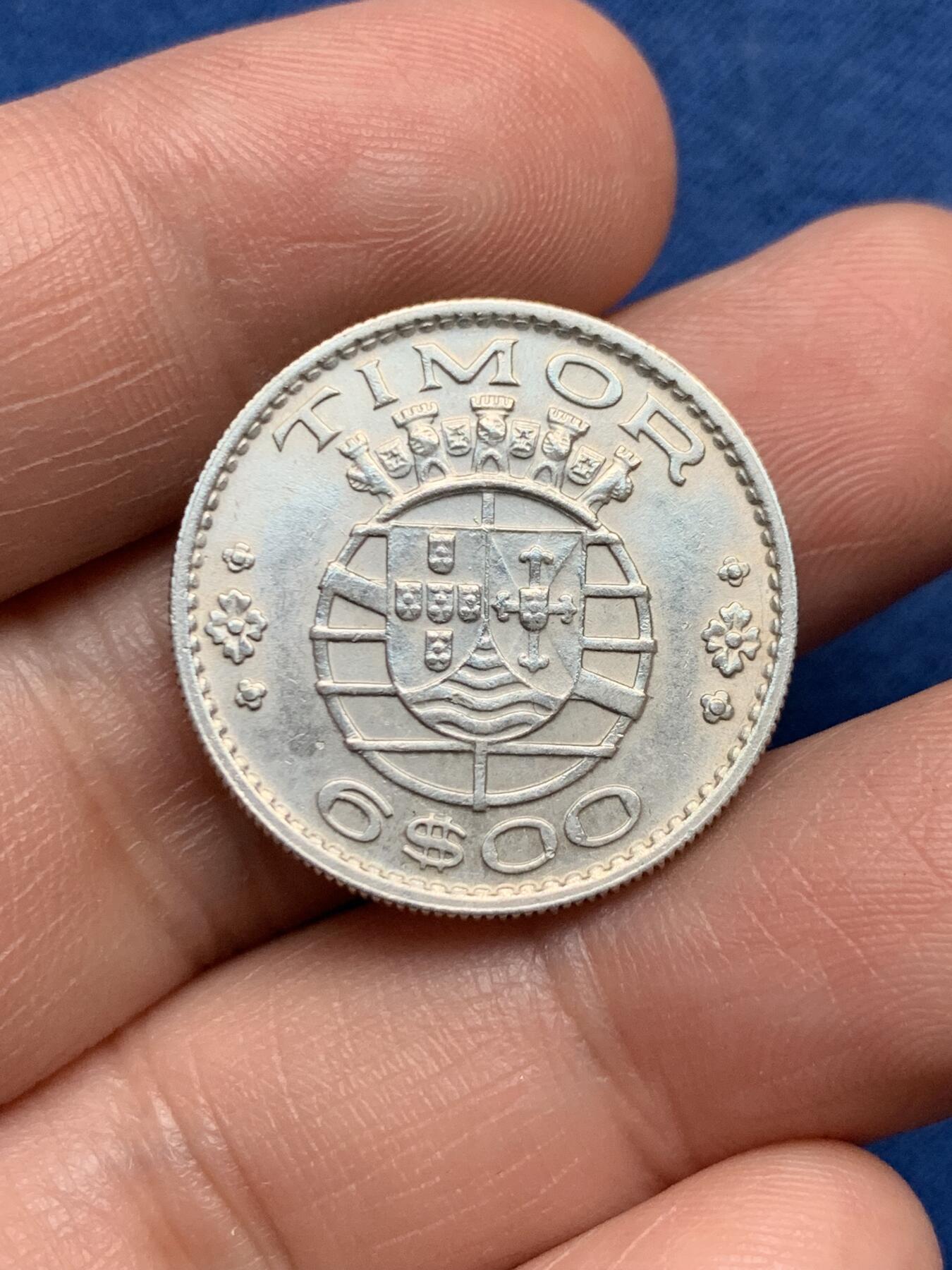 《竞宝斋》第481场 周日，周一 2场连拍 （全场包邮）20级店铺 欢迎送拍 葡属帝汶1958年6埃斯库多银币 仅发行一年 少见品种 品相不错