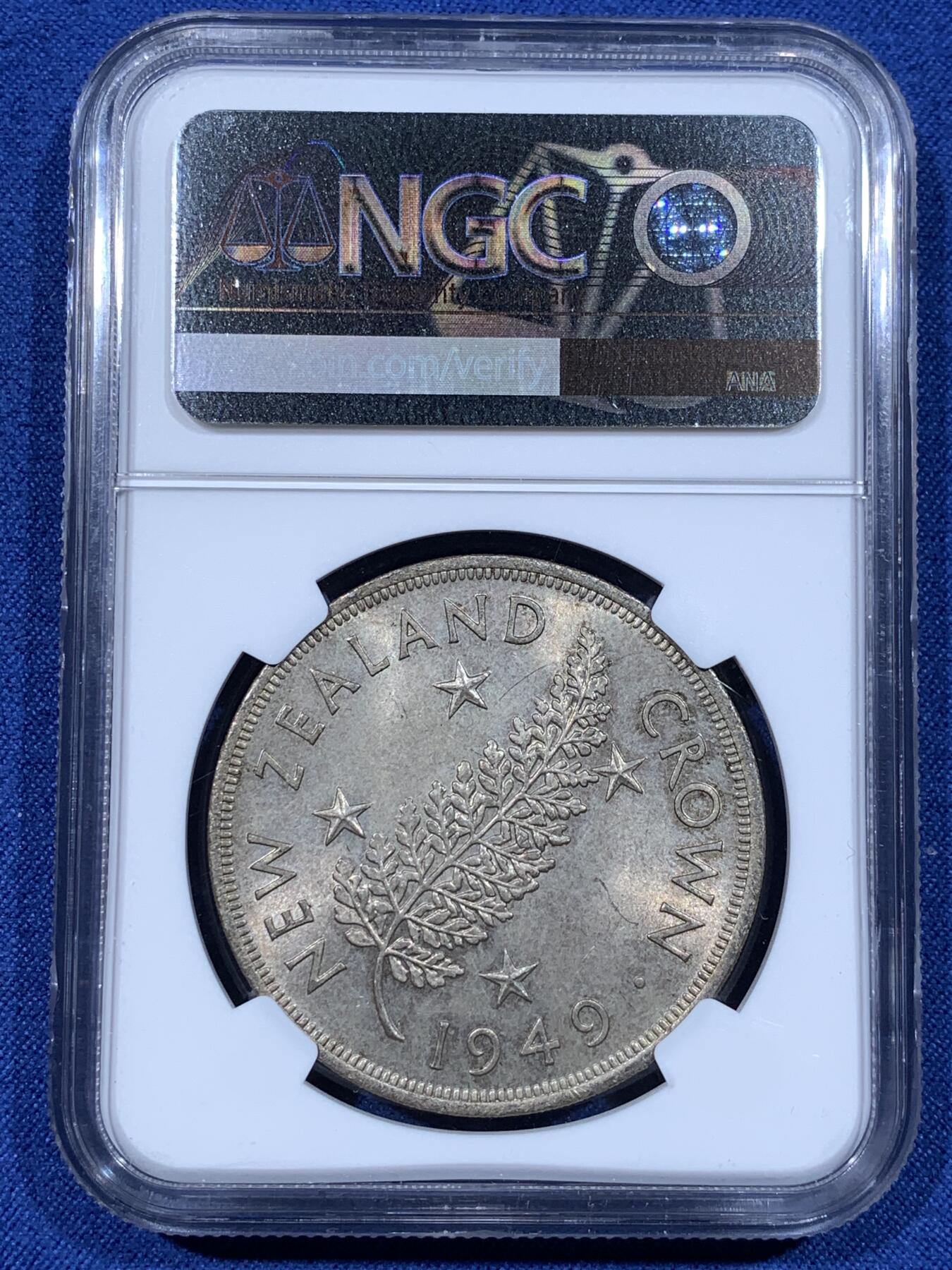 《竞宝斋》第481场 周日，周一 2场连拍 （全场包邮）20级店铺 欢迎送拍 NGC MS63 新西兰1949年乔治六世皇家访问1克朗纪念银币