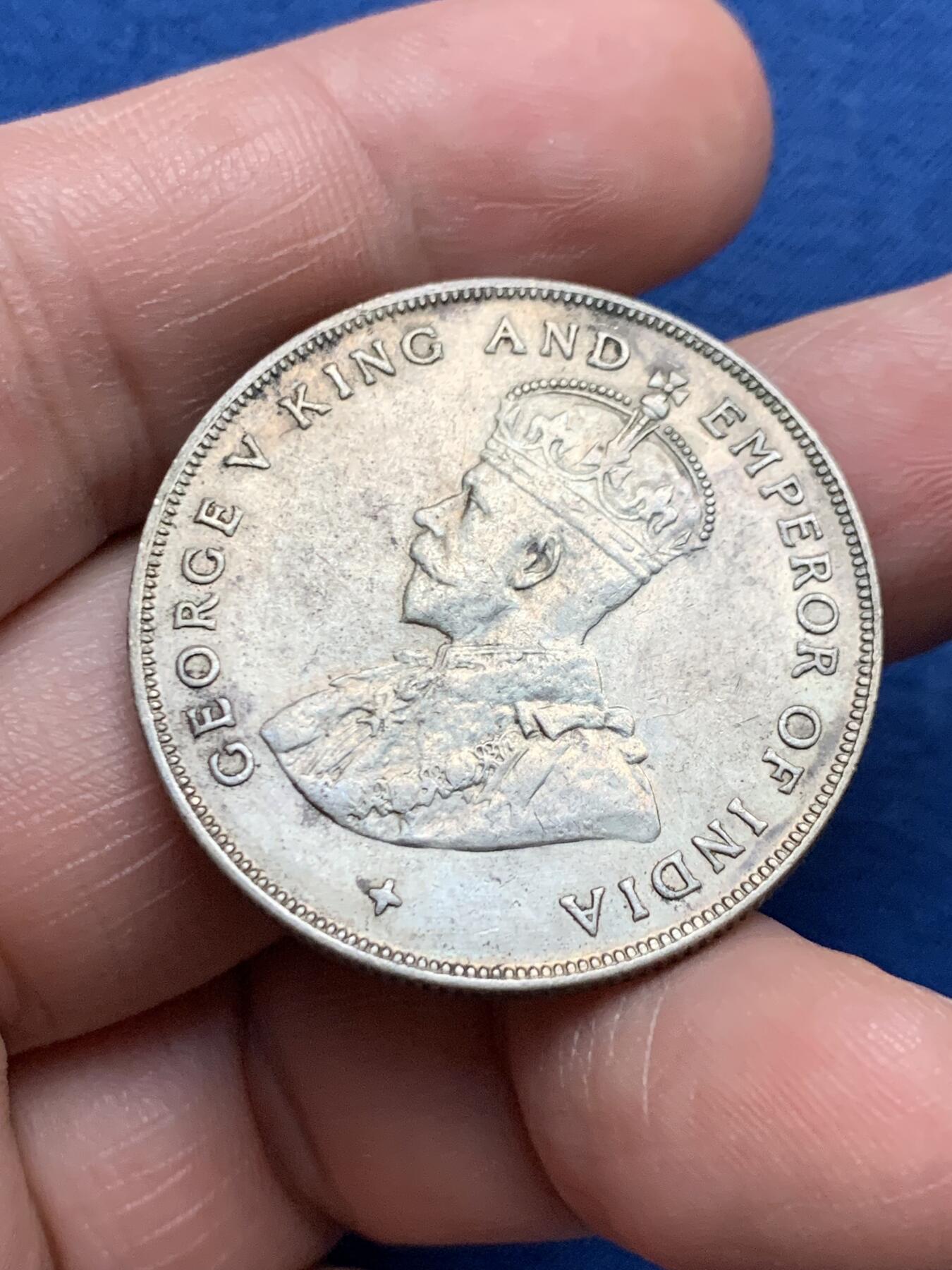 《竞宝斋》第481场 周日，周一 2场连拍 （全场包邮）20级店铺 欢迎送拍 海峡殖民地 1919年 乔五 壹圆 银币