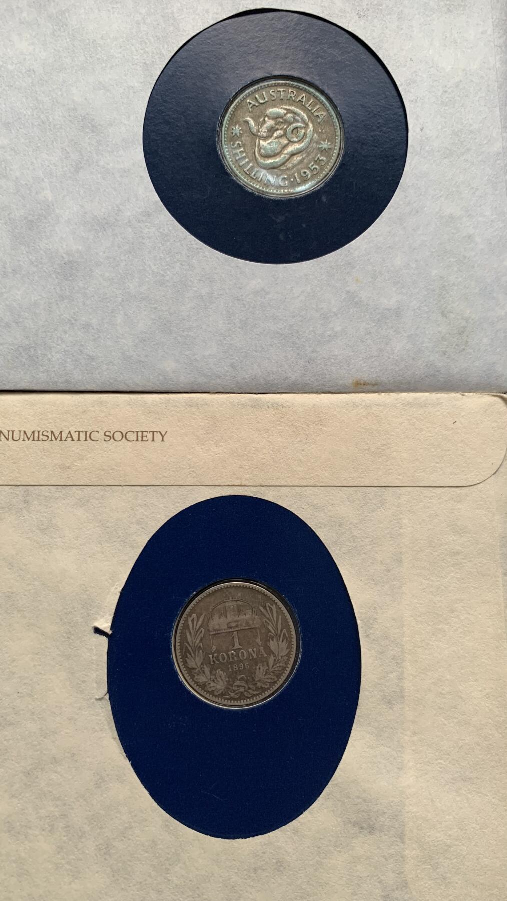 《竞宝斋》第481场 周日，周一 2场连拍 （全场包邮）20级店铺 欢迎送拍 邮币封3张，含2枚奥匈帝国1克朗银币和1枚澳大利亚1先令银币。