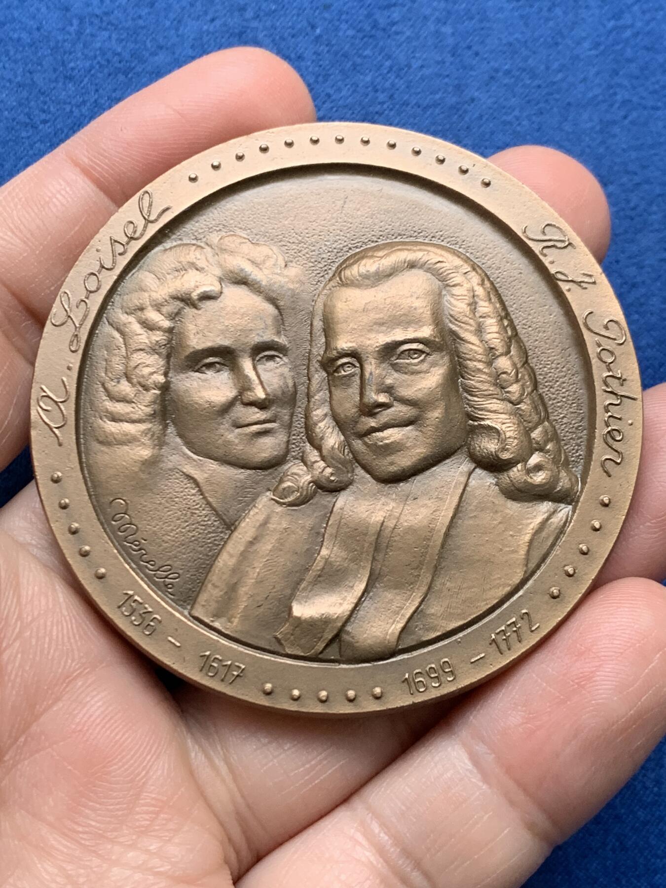 《竞宝斋》第481场 周日，周一 2场连拍 （全场包邮）20级店铺 欢迎送拍 五枚一组 法国存款与托管局纪念大铜章 58-59.8mm 总重640克