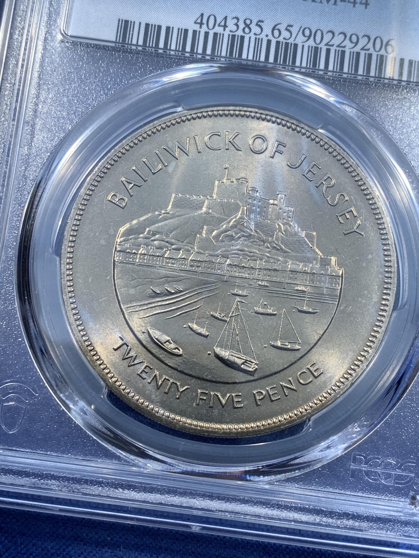 《竞宝斋》第481场 周日，周一 2场连拍 （全场包邮）20级店铺 欢迎送拍 PCGS MS65 根西岛1977伊丽莎白女王二世登基25周年25便士纪念币