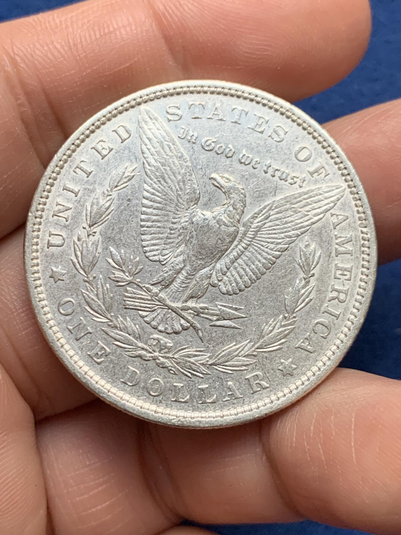 《竞宝斋》第481场 周日，周一 2场连拍 （全场包邮）20级店铺 欢迎送拍 美国 1879年 摩根 1美元 银币