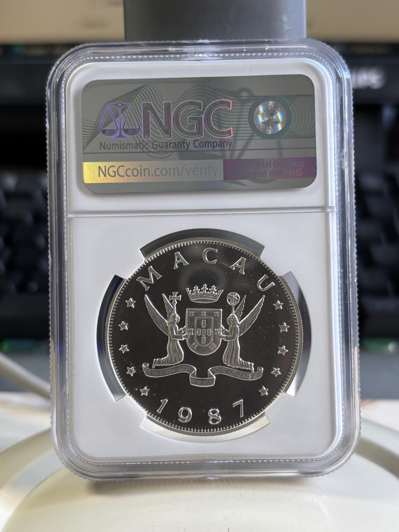 第197期拍卖 澳门1987年中国生肖系列首轮兔年精制纪念银币NGC-PF67，925银，28.28克，发行5000枚，银价491