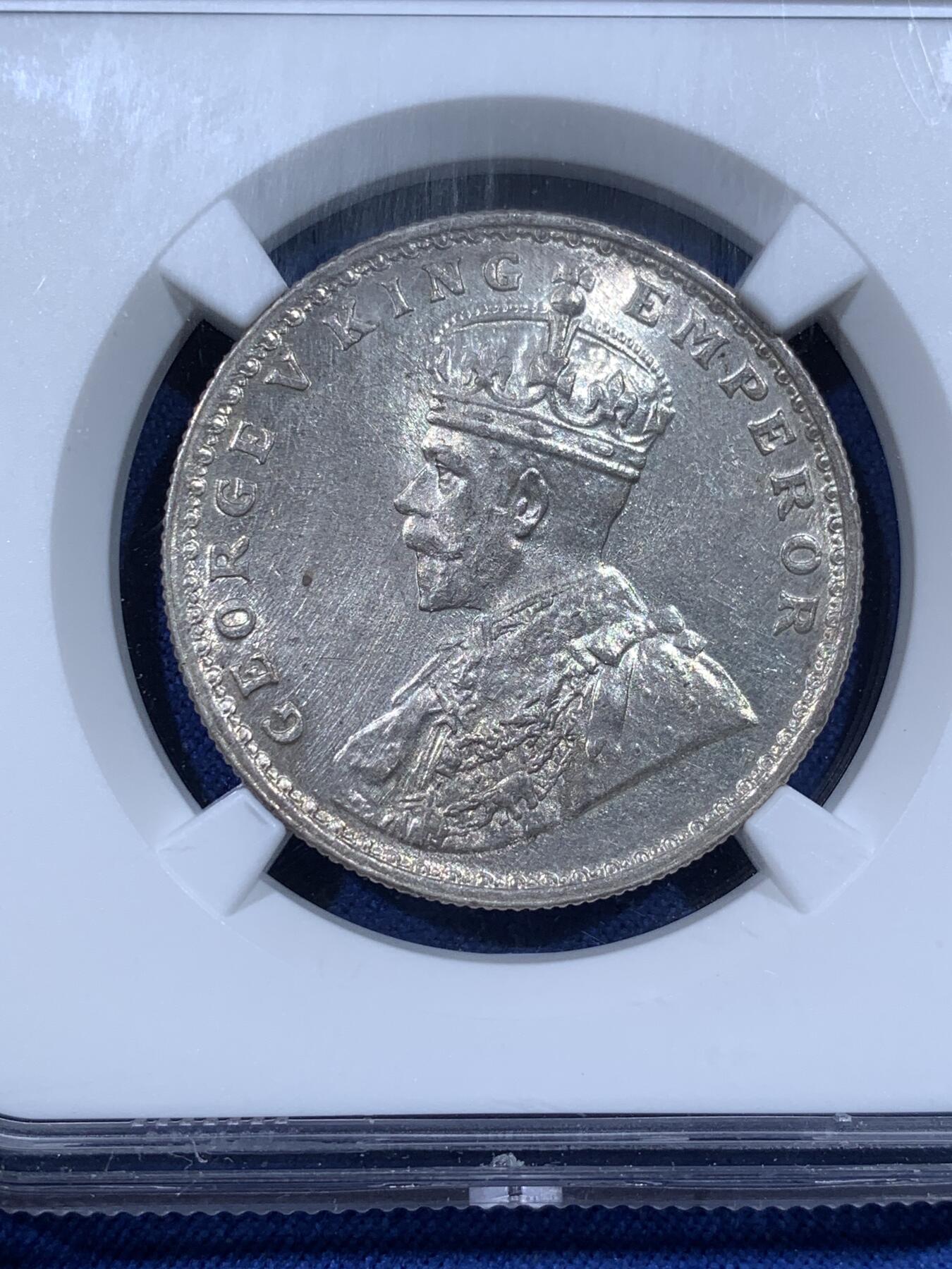 《竞宝斋》第481场 周日，周一 2场连拍 （全场包邮）20级店铺 欢迎送拍 NGC UNC 英属印度1920年1卢比银币，光度底板都不错，11.66g，917银