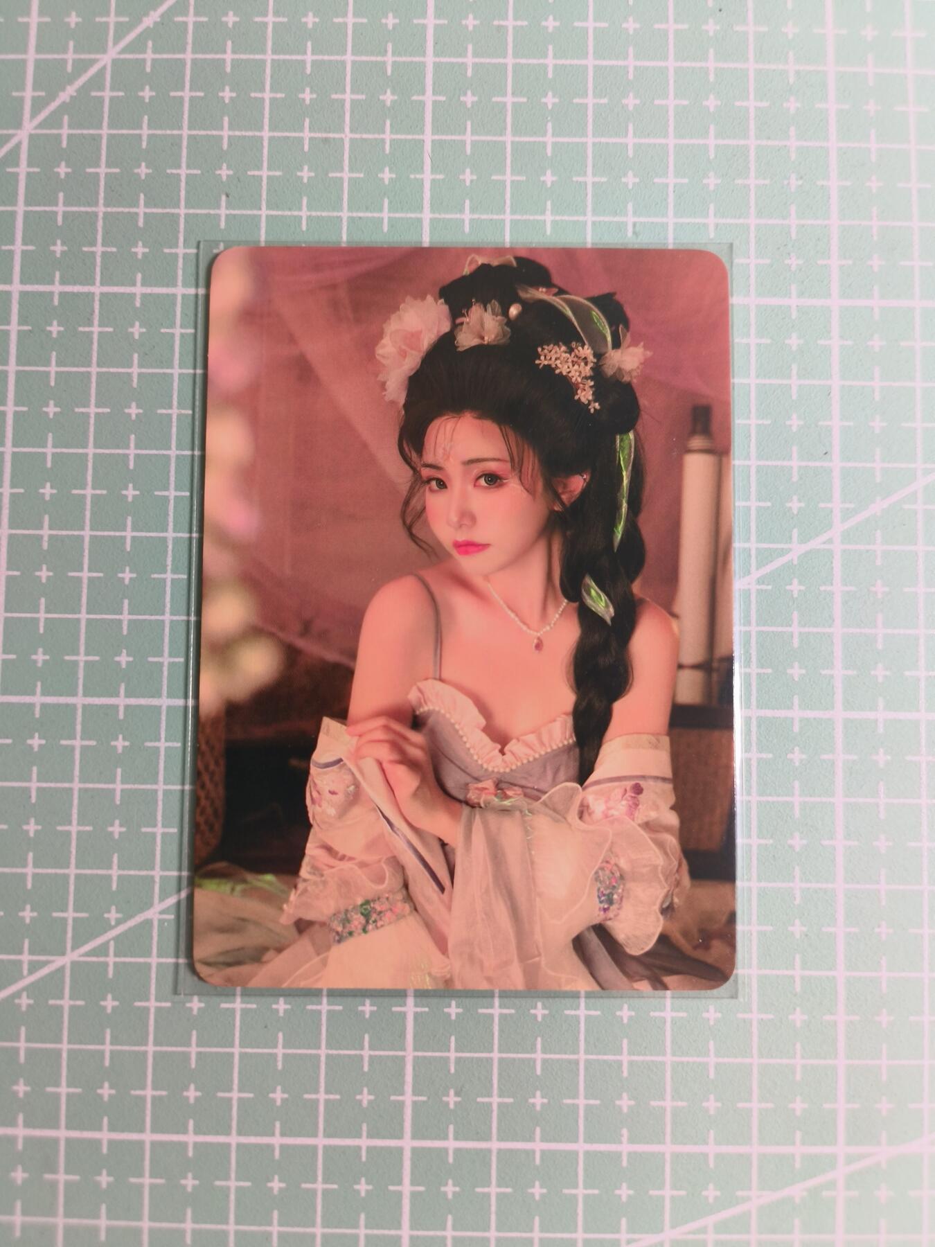 C先生卡牌 第27期 持续收拍品中…零手续费代拍 【彩闪】墨卡文化《Cosplay 系列》3张套 艺术