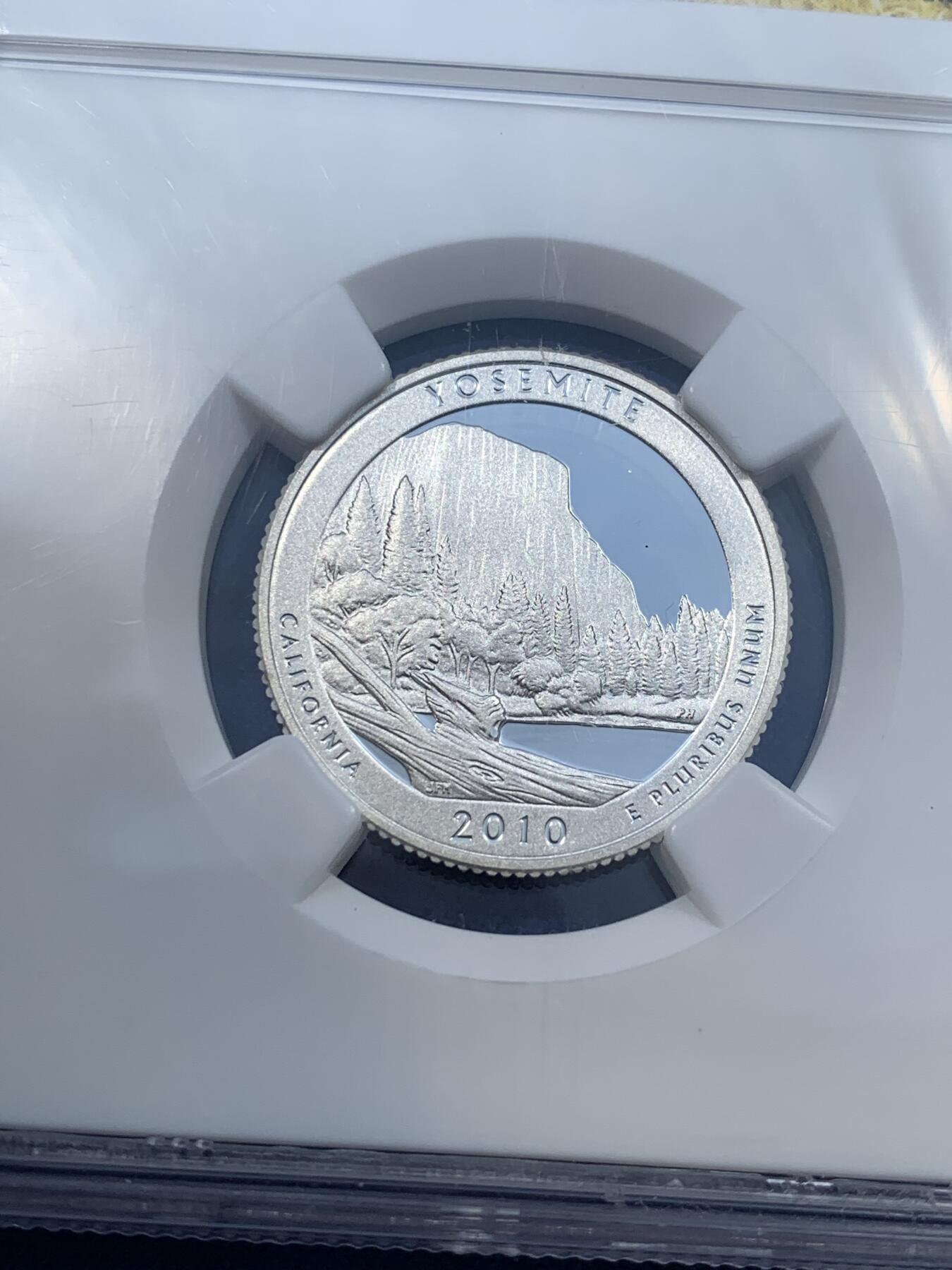 《竞宝斋》第481场 周日，周一 2场连拍 （全场包邮）20级店铺 欢迎送拍 NGC PF69UC 美国2010年美丽美国-约塞米蒂国家公园1/4元精制银币，PROOF精制币，币面清爽干净又舒适，打制精美，小巧精致，状态极佳。