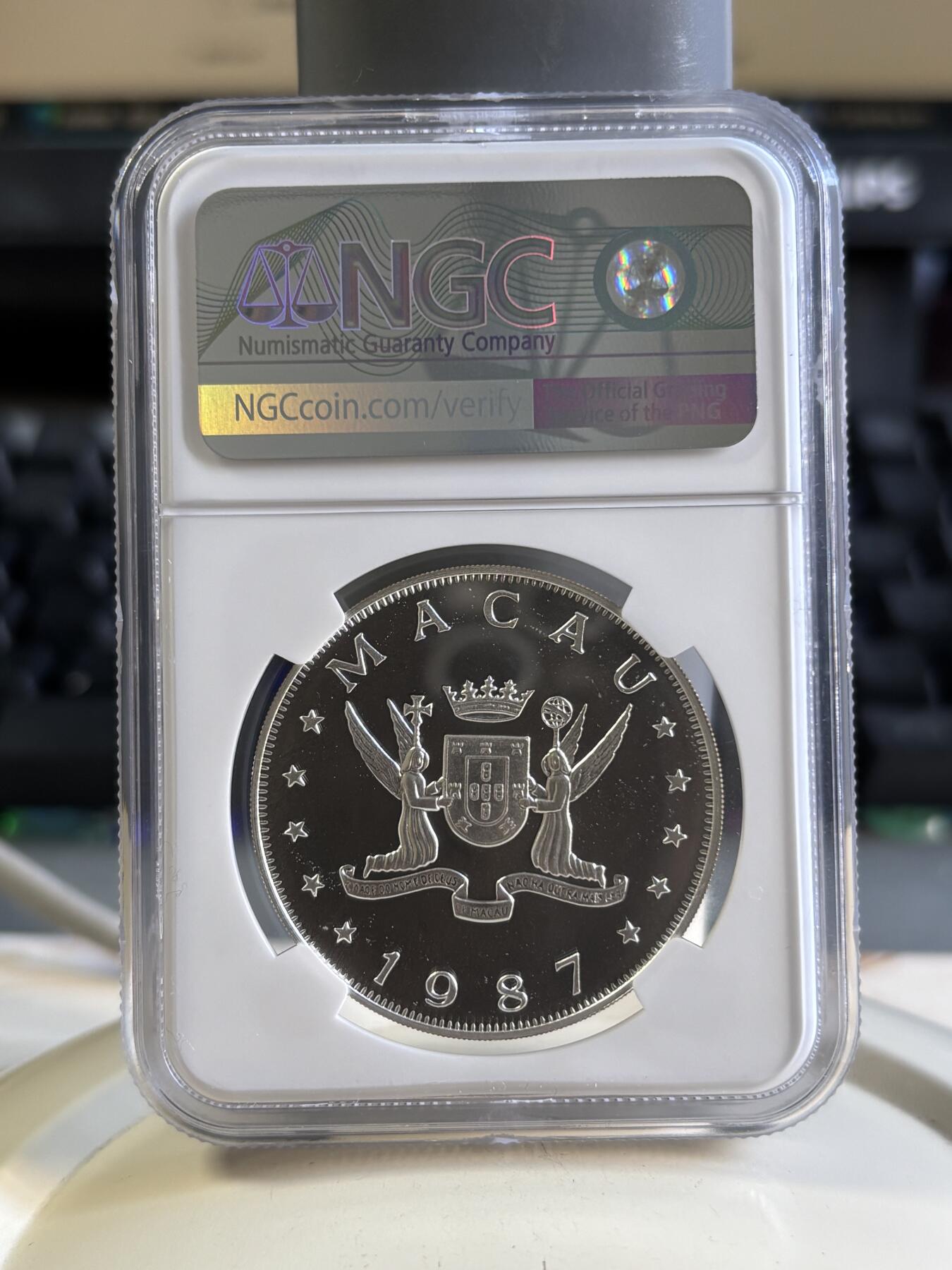 第197期拍卖 澳门1987年中国生肖系列首轮兔年精制纪念银币NGC-PF67，925银，28.28克，发行5000枚，银价491