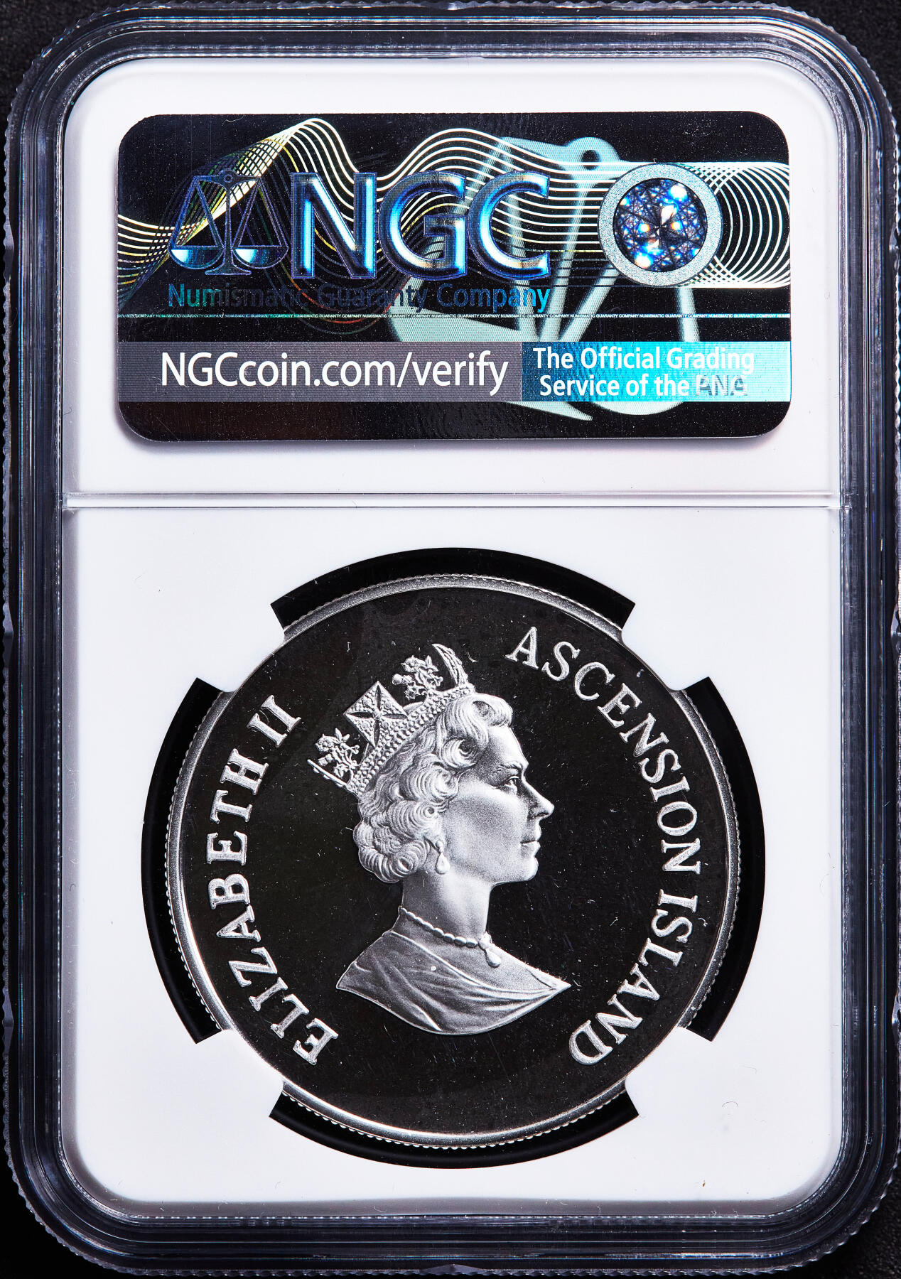 【俄甄集藏】满园春色-2026年(051)04-22星期三 晚 19:30 全场包邮 英属阿森松岛1998年自然保护系列-军舰鸟50便士精制大银币，NGC PF68UC，重28.28克，925银，发行量15000枚，唯一冠军