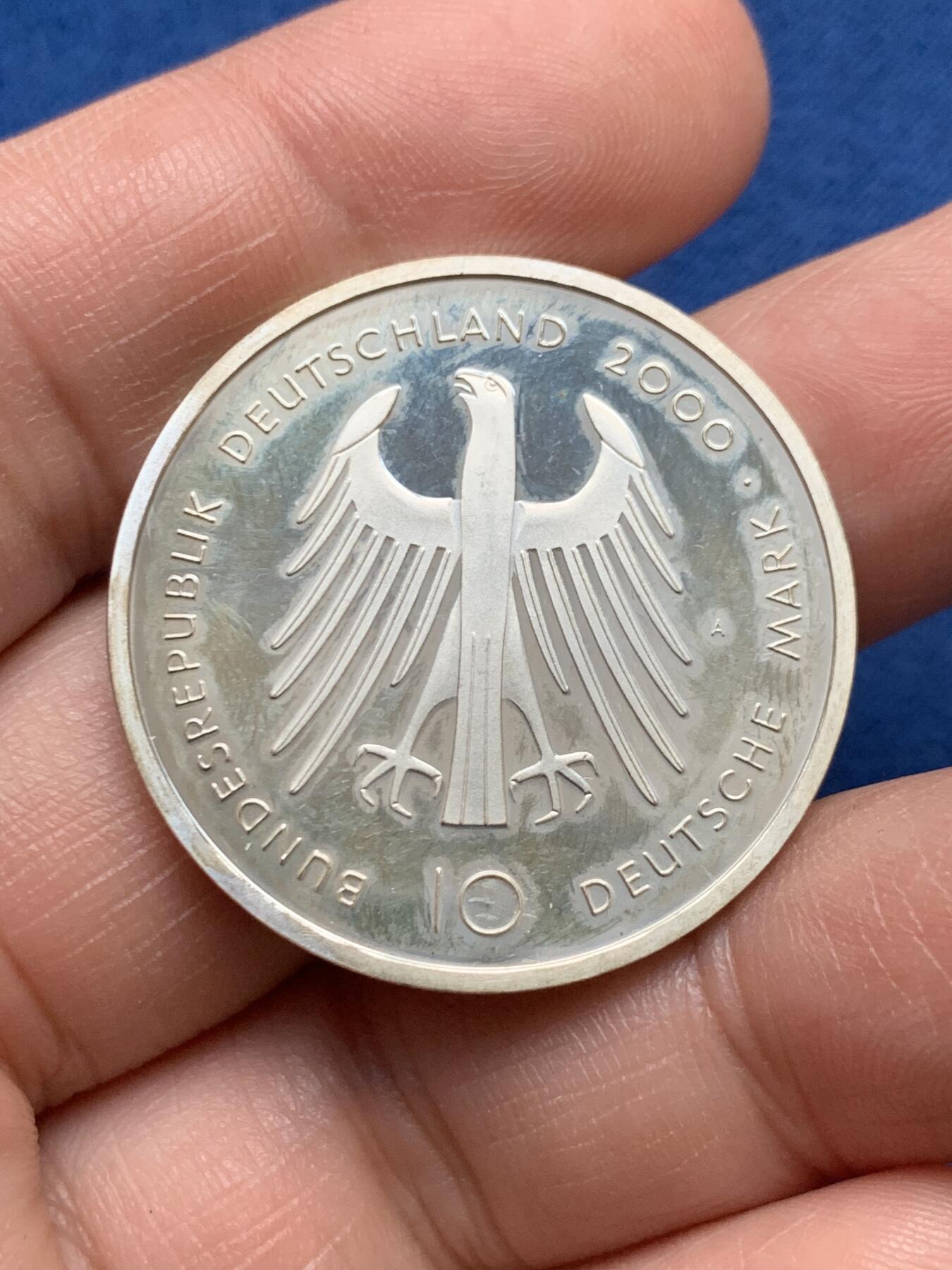 《竞宝斋》第481场 周日，周一 2场连拍 （全场包邮）20级店铺 欢迎送拍 德国2000年查理曼大帝在亚琛建立大教堂1200周年纪念银币 925银 15.5克