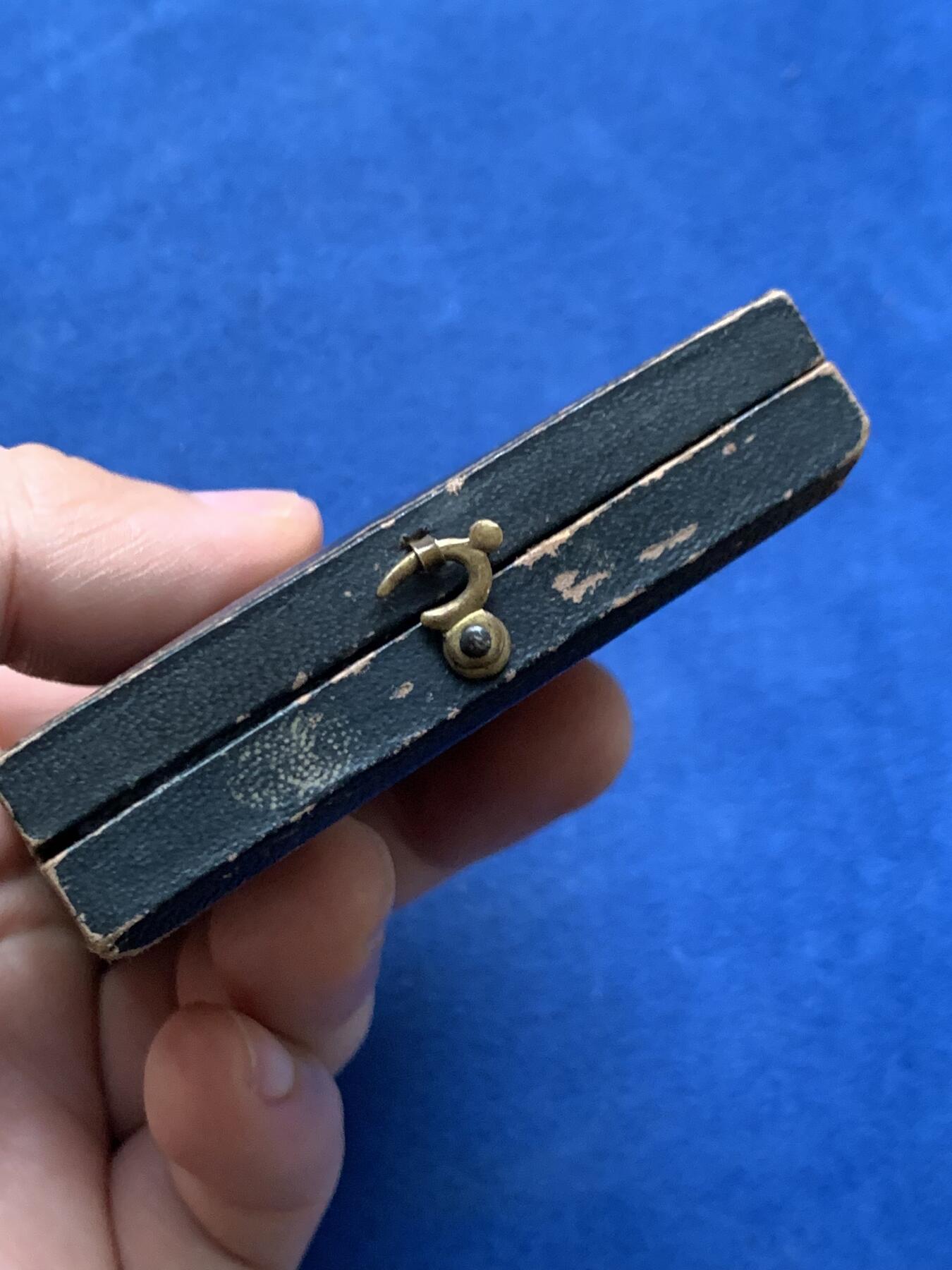 《竞宝斋》第481场 周日，周一 2场连拍 （全场包邮）20级店铺 欢迎送拍 法国塞纳省商业法庭银章 57.8克 50mm 丰饶角2银标 带盒