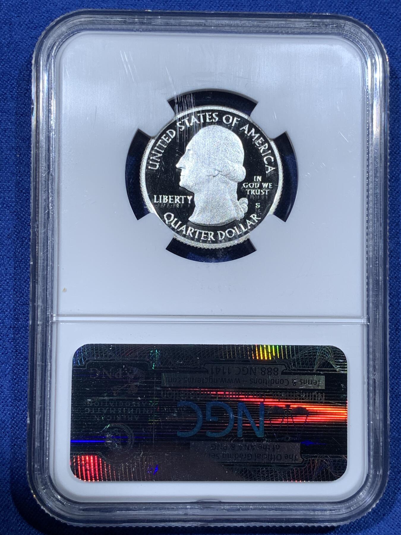 《竞宝斋》第481场 周日，周一 2场连拍 （全场包邮）20级店铺 欢迎送拍 NGC PF69UC 美国2010年美丽美国-约塞米蒂国家公园1/4元精制银币，PROOF精制币，币面清爽干净又舒适，打制精美，小巧精致，状态极佳。