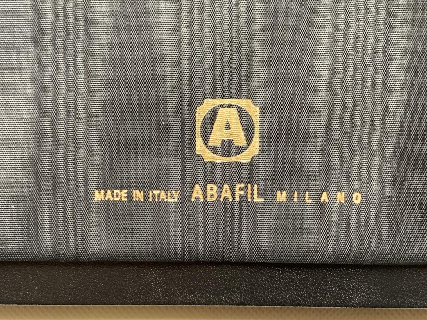 《竞宝斋》第481场 周日，周一 2场连拍 （全场包邮）20级店铺 欢迎送拍 意大利顶级收纳盒品牌Abafil——24格 红绒包黑皮收纳托盘，每小格内径约48.3*50mm，可与其他收纳盒配合使用，尺寸约337*222*15mm