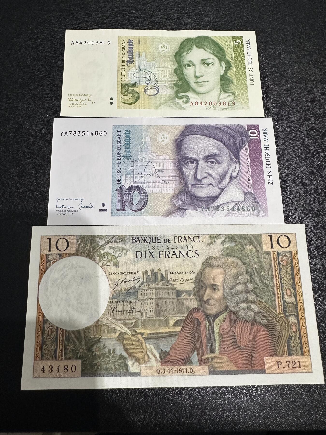 《外钞收藏家》第六百二十八期（精品百拍场）（长期征集拍品、欢迎藏友们联系合作） 德国末版马克2张+法国10法郎一起 10马克全新其他非全新