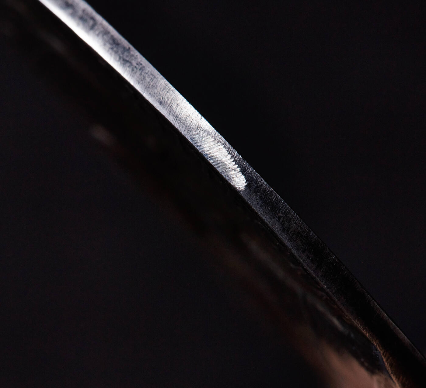 【俄甄集藏】满园春色-2026年(051)04-22星期三 晚 19:30 全场包邮 比利时1910年布鲁塞尔世博会纪念建筑师欧内斯特·阿克大银章，著名雕刻家夏尔·德夫里斯作品直径：65mm，重量：96.8克，边齿有磨损痕迹