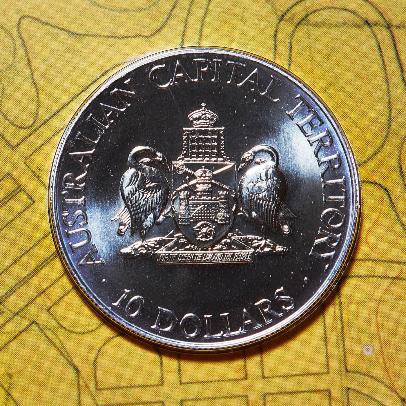 【俄甄集藏】满园春色-2026年(051)04-22星期三 晚 19:30 全场包邮 澳大利亚1993年行政区系列-首都领地10元册装银币，带证，重20克，925银，发行量19288枚