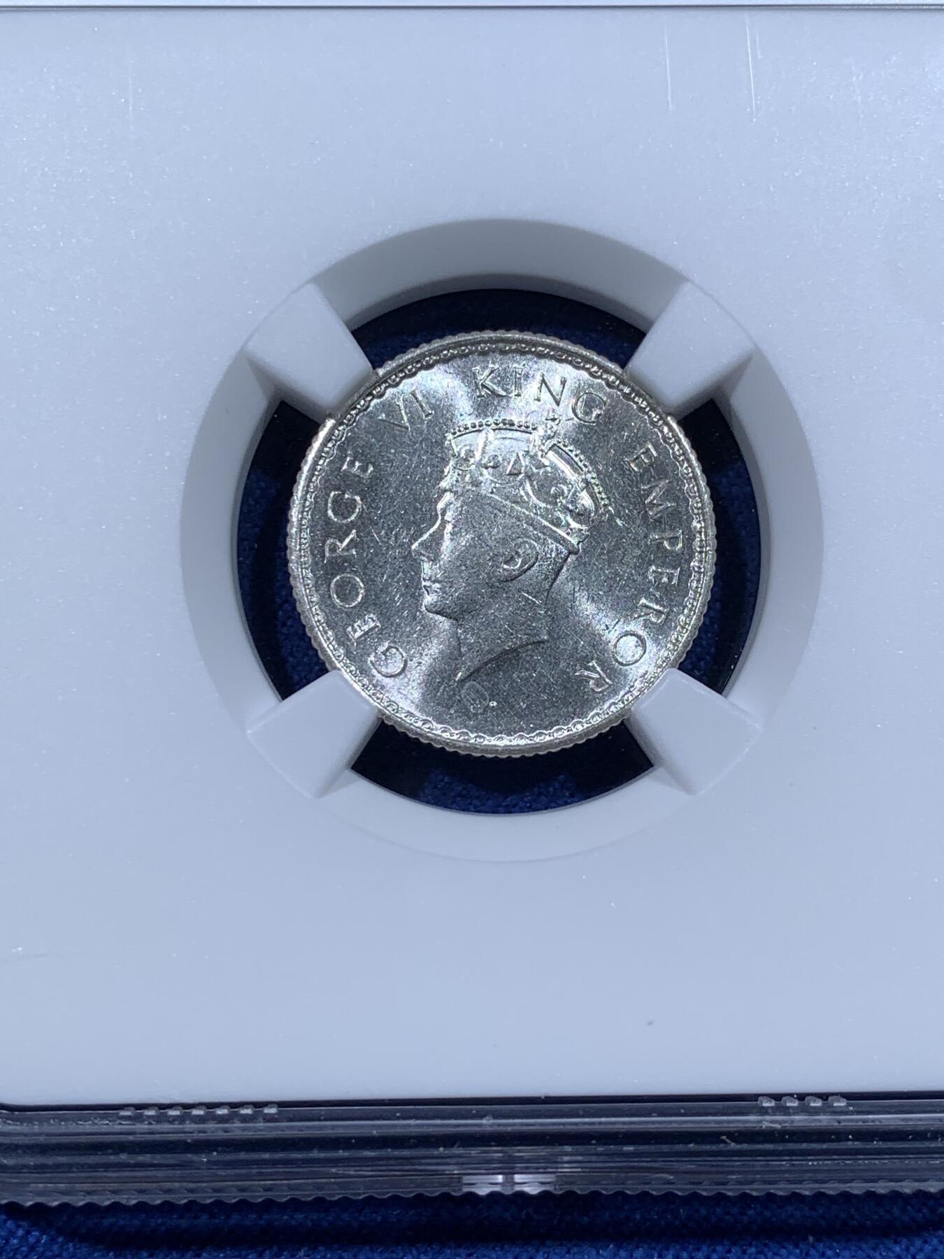 《竞宝斋》第481场 周日，周一 2场连拍 （全场包邮）20级店铺 欢迎送拍 NGC MS62 英属印度1939年乔治六世1/4卢比银币