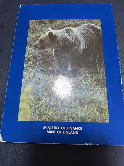 长老汇马年精选第十八场拍卖 1990芬兰4枚官方套币英文版，卡装，3500套