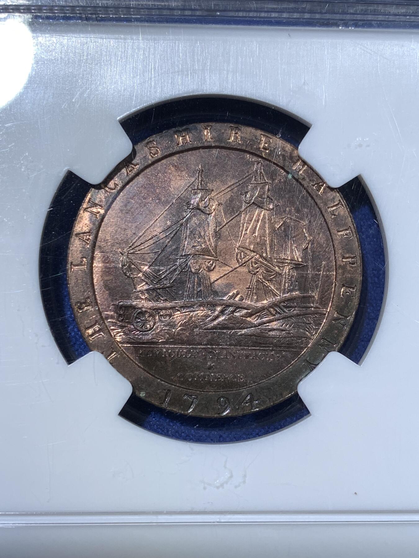 《竞宝斋》第481场 周日，周一 2场连拍 （全场包邮）20级店铺 欢迎送拍 NGC MS64RB 英国1794兰开斯特车轮半便士，此类工艺的首次应用，车轮便士的鼻祖。铜光夺目，非常难得的高分+RB。竞宝斋此前P盒63BN 1905元不含佣成交