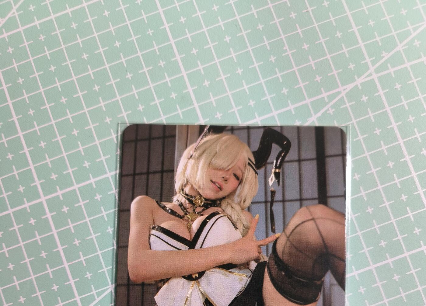 C先生卡牌 第27期 持续收拍品中…零手续费代拍 【彩闪】墨卡文化《Cosplay 系列》6张套 艺术