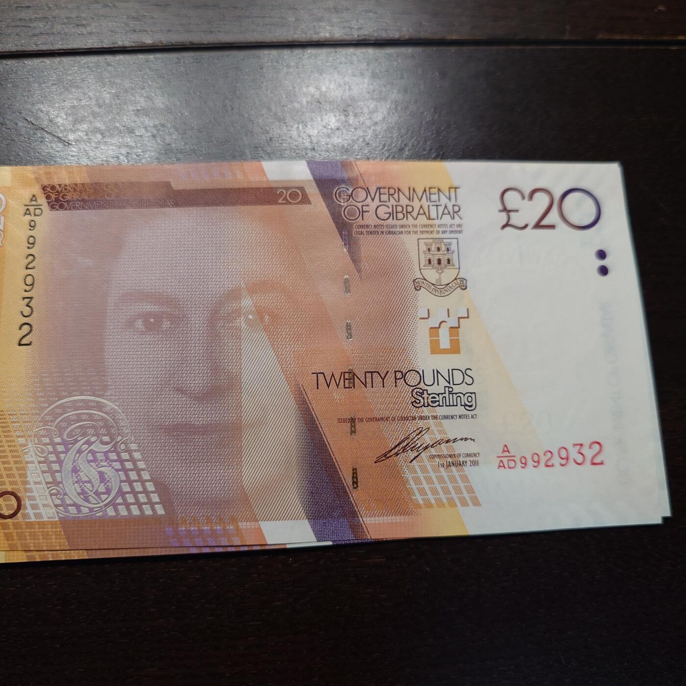 世界钱币～微拍第245期暨2026年第26期  新货卖剩品种部分上架提供选购【有看中的就一开始就出价，别为了晚付几天押金拖到最后，这里没出价的只要群里卖掉了就会撤】 2011年直布罗陀20镑 全新绝品无47尾号932