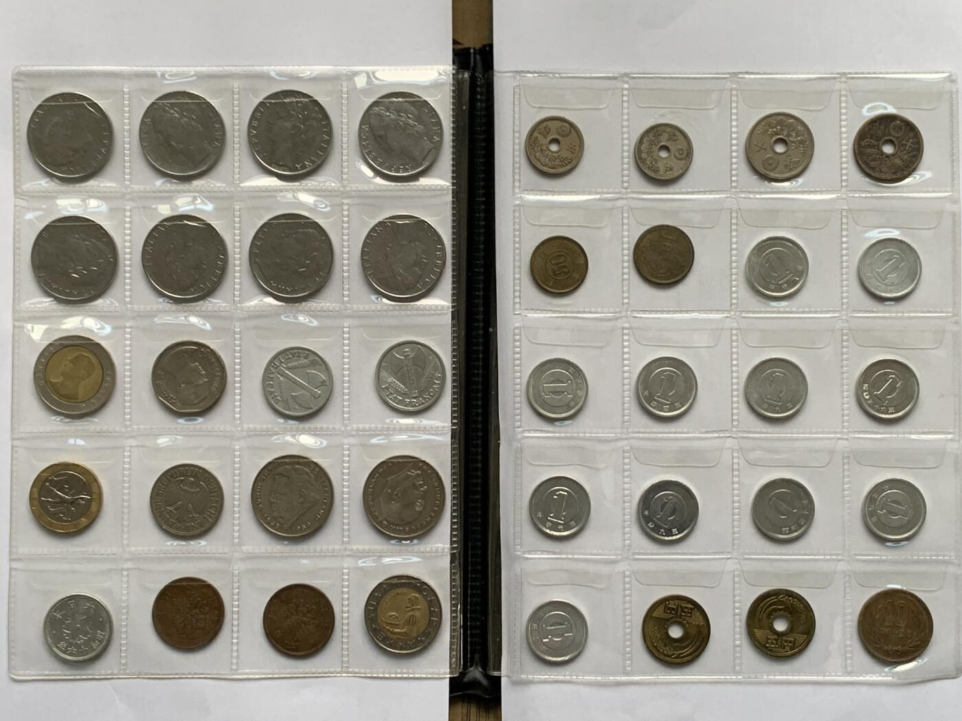 《竞宝斋》第481场 周日，周一 2场连拍 （全场包邮）20级店铺 欢迎送拍 钱币收藏册一本 内含多国钱币 数量细节见图 带册邮寄 正反面都有拍摄 注意数量