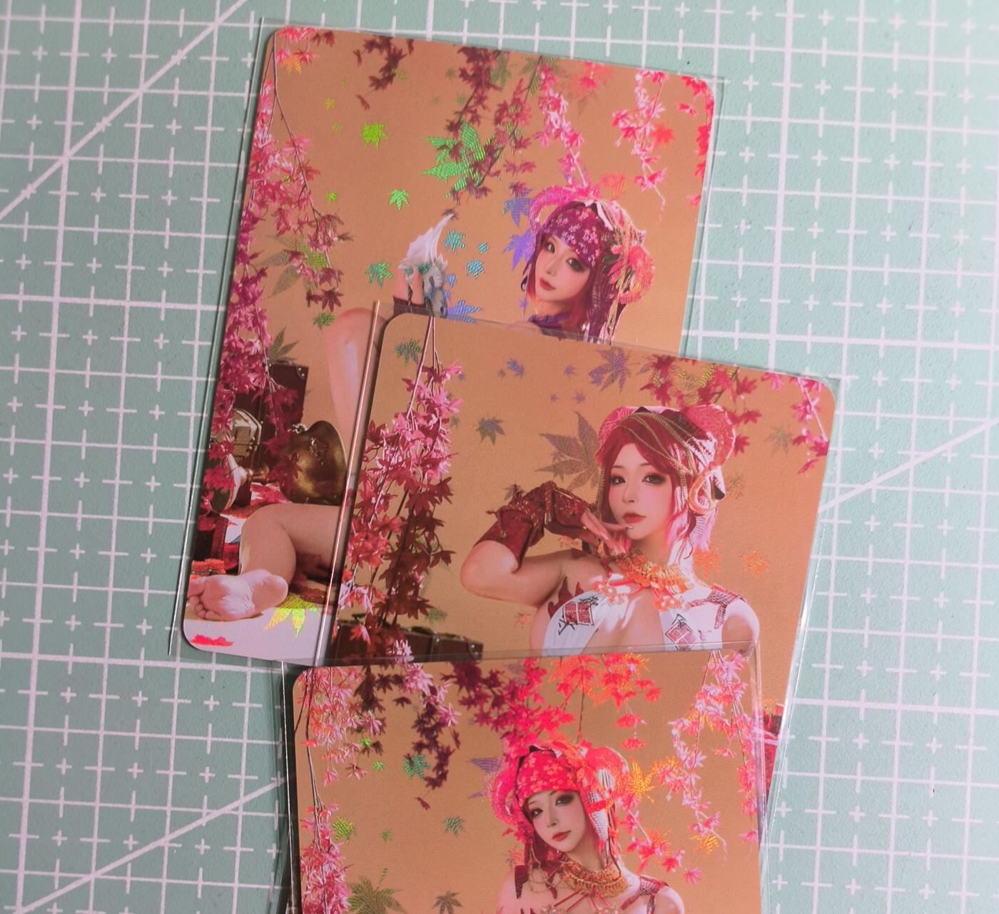 C先生卡牌 第27期 持续收拍品中…零手续费代拍 【彩闪】墨卡文化《Cosplay 系列》3张套 艺术