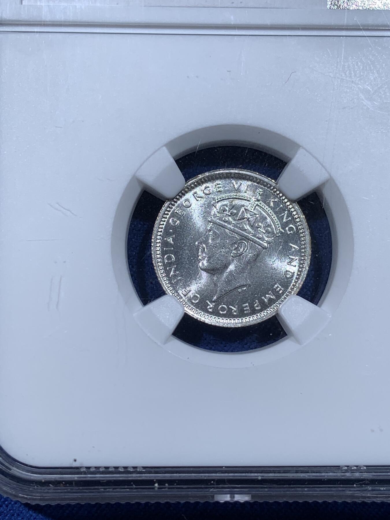 《竞宝斋》第481场 周日，周一 2场连拍 （全场包邮）20级店铺 欢迎送拍 两枚一组 NGC MS63 马来亚1943年乔治六世5分+10分银币