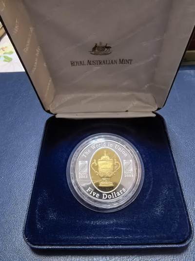 长老汇马年精选第十九场拍卖 澳大利亚2003年5元部分镀金精制银币 世界英式橄榄球比赛 1盎司999银 发行量：2万 盒证全