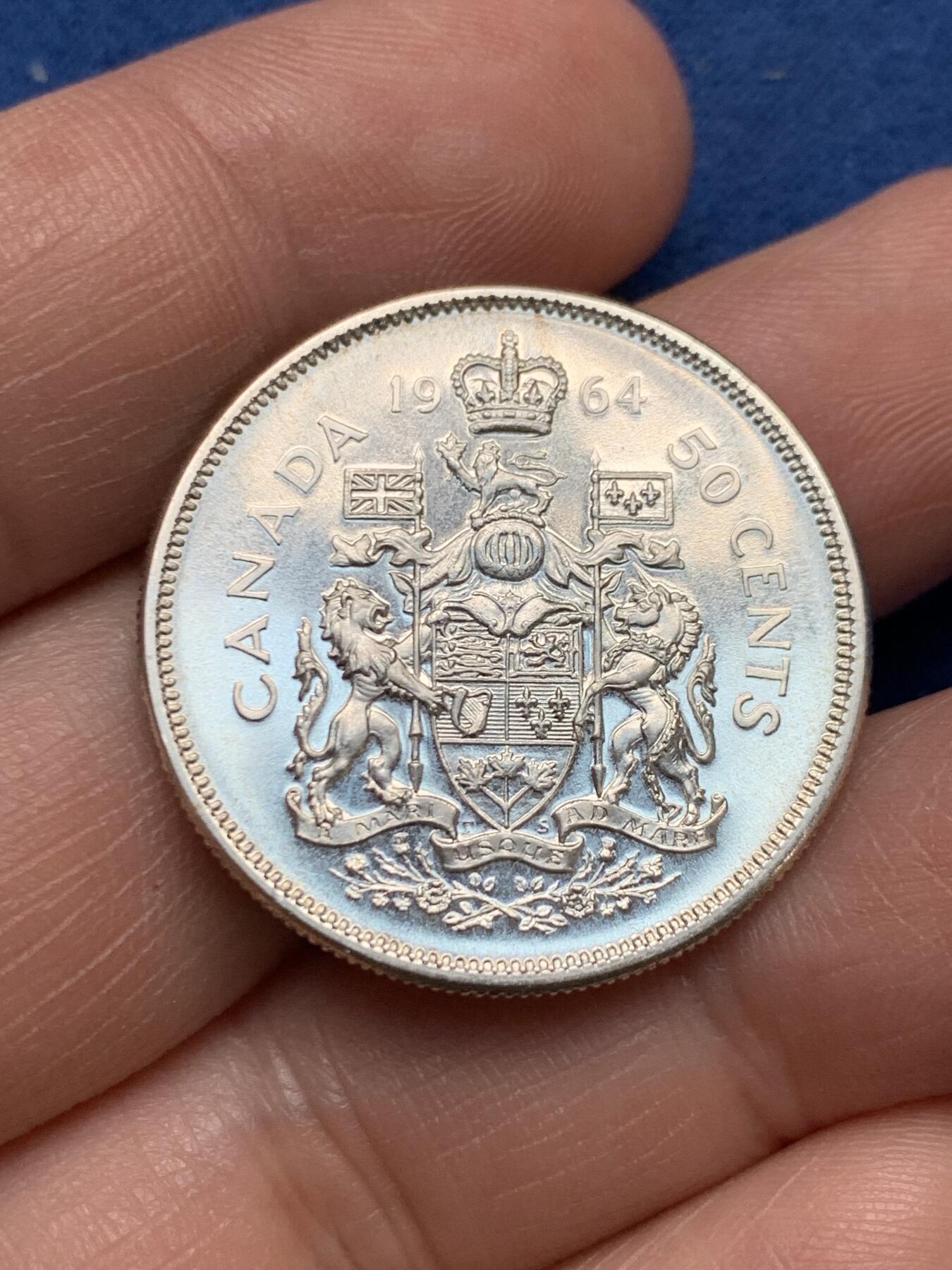 《竞宝斋》第481场 周日，周一 2场连拍 （全场包邮）20级店铺 欢迎送拍 加拿大1964年50分银币