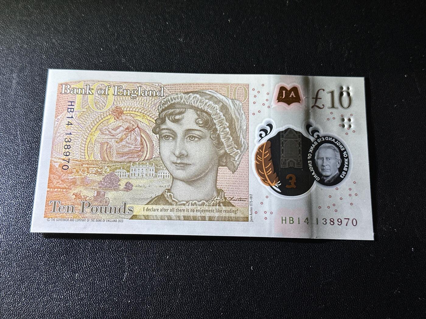 《外钞收藏家》第六百二十八期（精品百拍场）（长期征集拍品、欢迎藏友们联系合作） 英国查尔斯版10镑 全新UNC 尾970