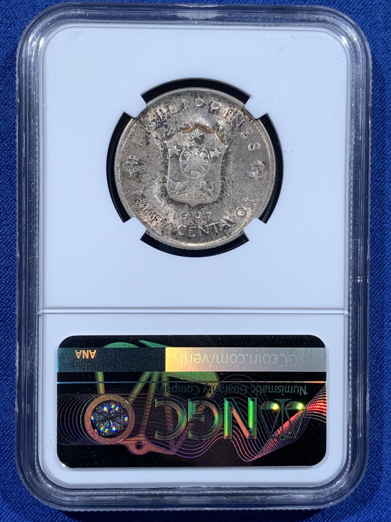 《竞宝斋》第481场 周日，周一 2场连拍 （全场包邮）20级店铺 欢迎送拍 NGC MS64 菲律宾1947年麦克阿瑟50分银币 观感非常好的一枚，BU状态，币面淡彩。