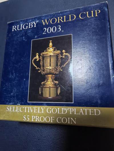 长老汇马年精选第十九场拍卖 澳大利亚2003年5元部分镀金精制银币 世界英式橄榄球比赛 1盎司999银 发行量：2万 盒证全