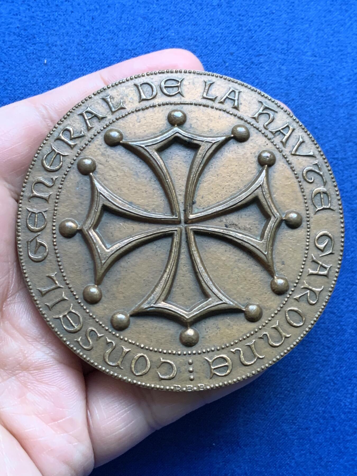 《竞宝斋》第481场 周日，周一 2场连拍 （全场包邮）20级店铺 欢迎送拍 法国加龙省总议会纪念大铜章 240克 75.8mm 丰饶角铜标