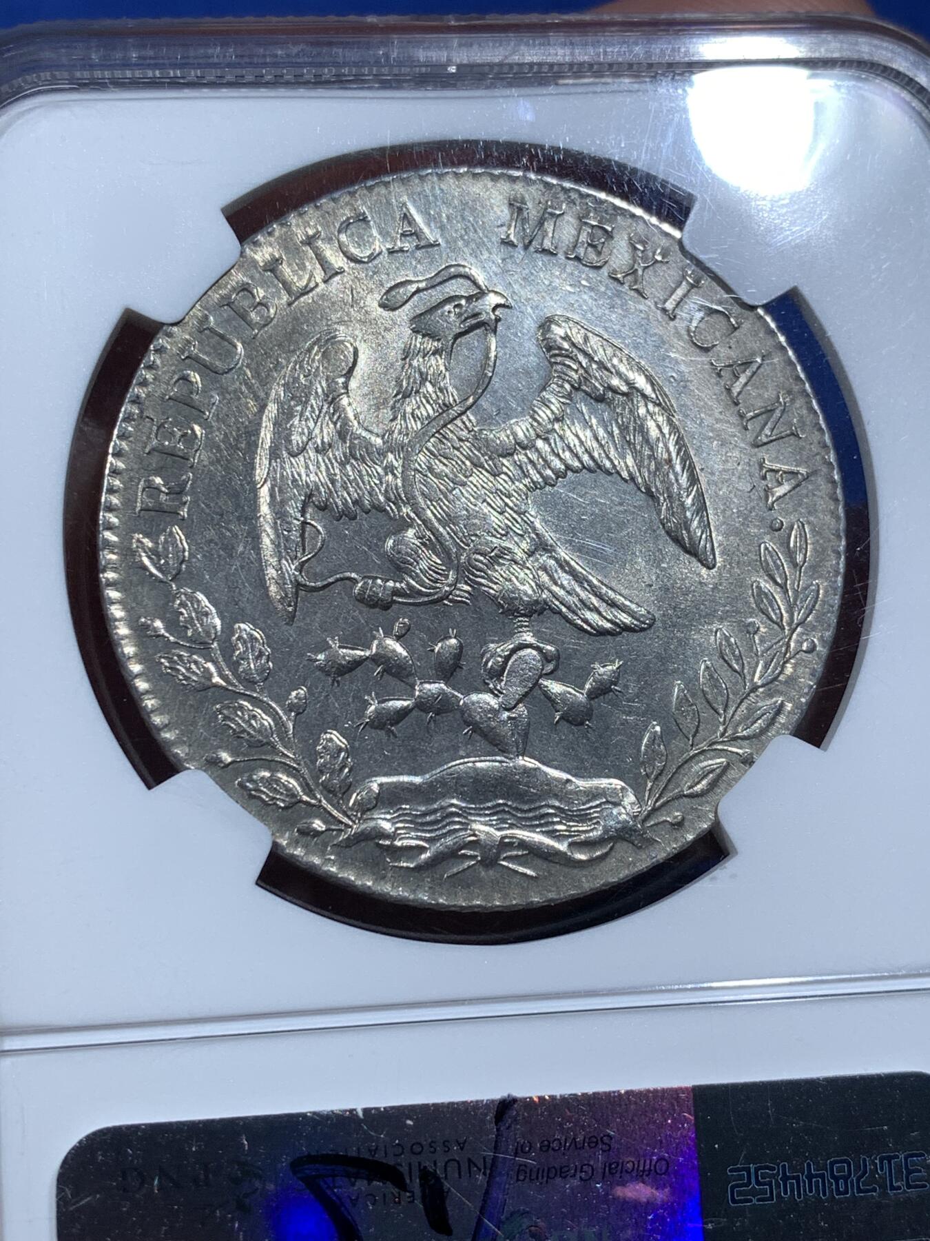 《竞宝斋》第481场 周日，周一 2场连拍 （全场包邮）20级店铺 欢迎送拍 NGC UNCD 1889年墨西哥花边鹰洋8瑞尔银币，铸打深峻，细节清晰状态佳。