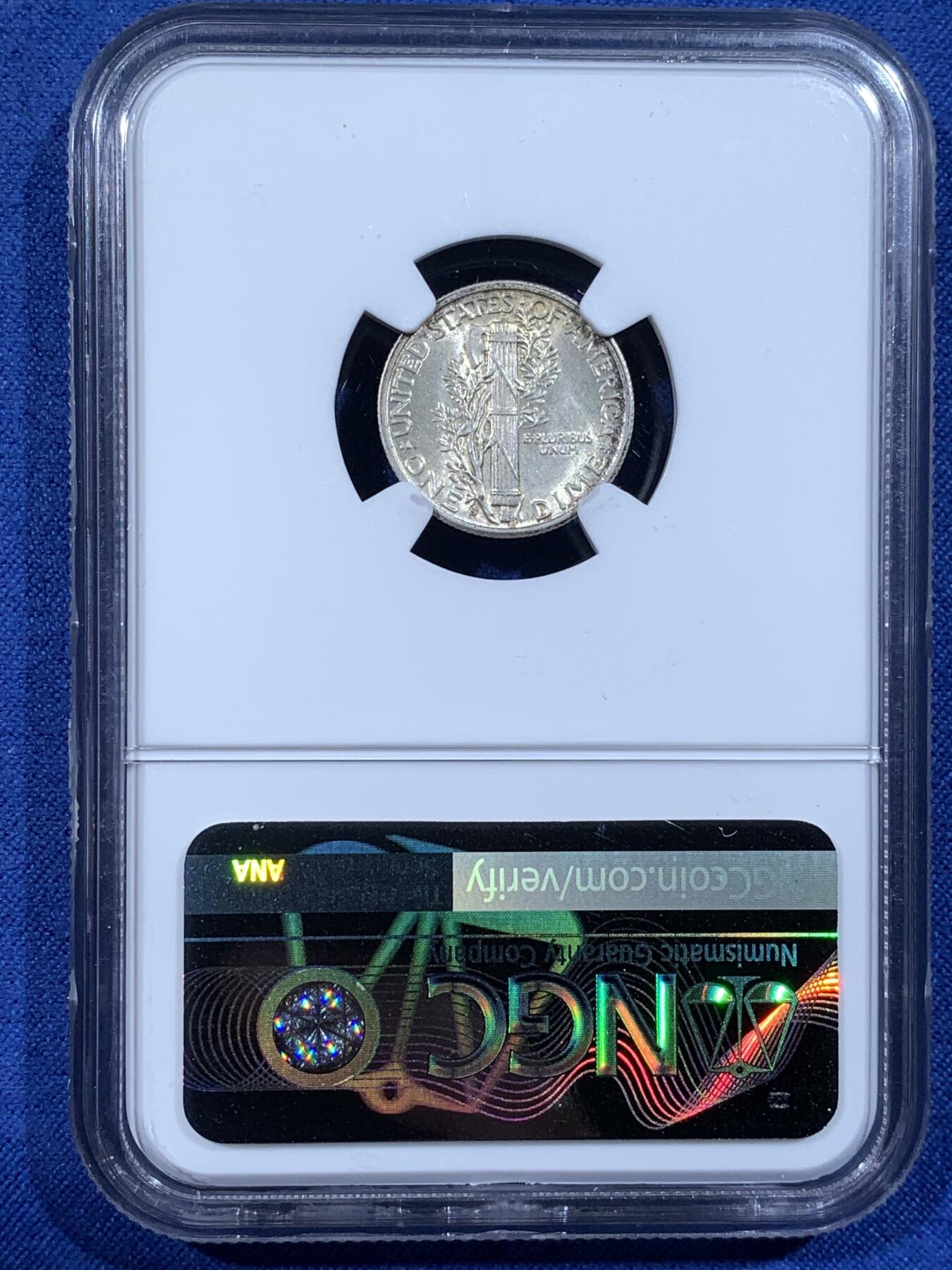 《竞宝斋》第481场 周日，周一 2场连拍 （全场包邮）20级店铺 欢迎送拍 NGC MS62 美国1944S小飞人墨丘利10分银币 低评 喜欢包浆的不要错过 性价比很高 经典品种