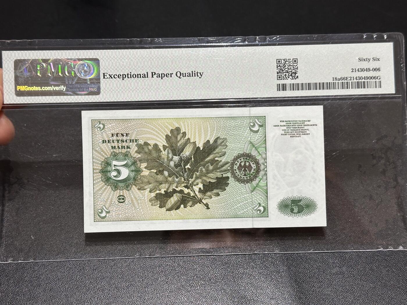 《外钞收藏家》第六百二十八期（精品百拍场）（长期征集拍品、欢迎藏友们联系合作） 1960年德国5马克 PMG66 初版 A冠 无47