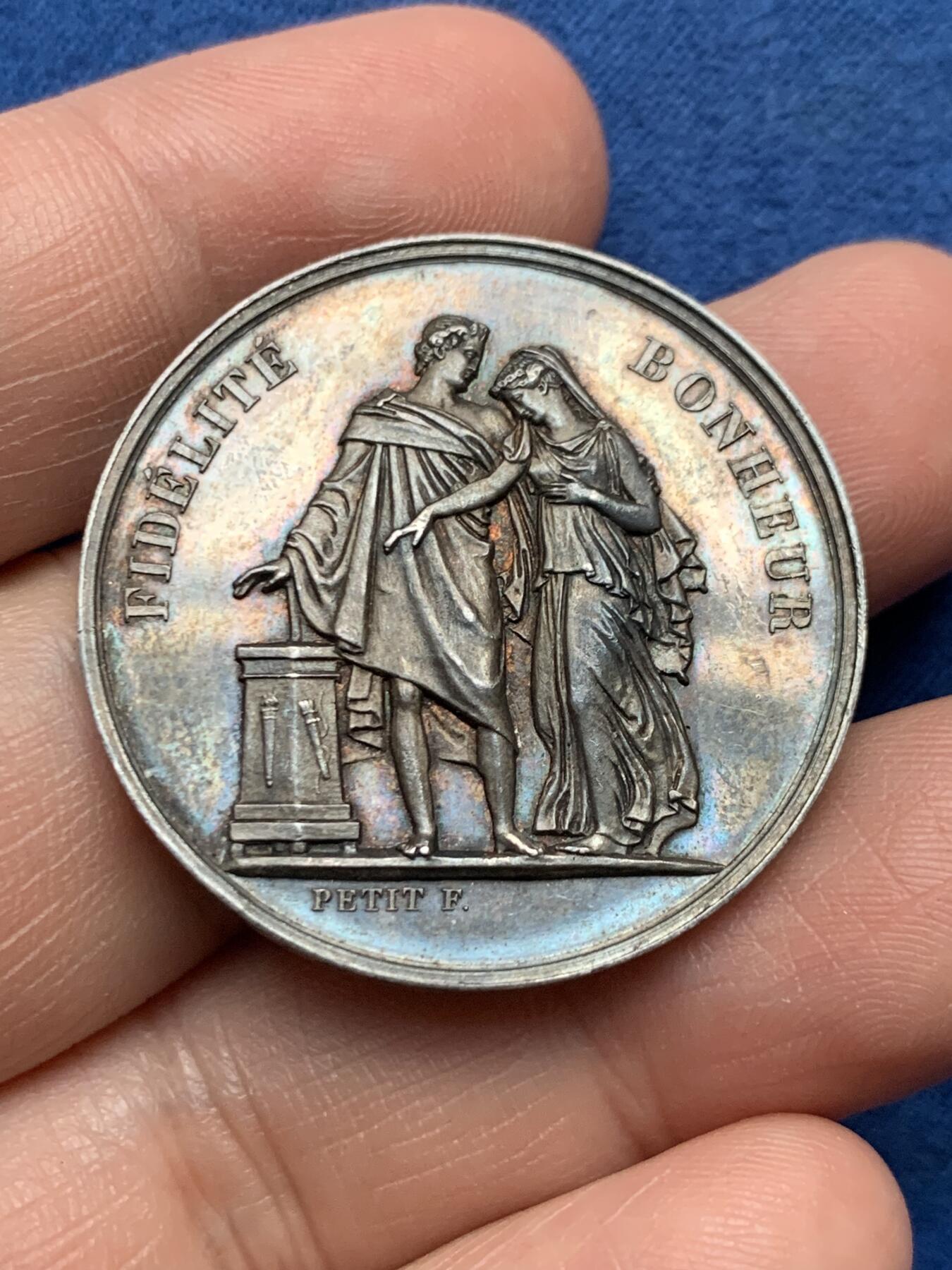 《竞宝斋》第481场 周日，周一 2场连拍 （全场包邮）20级店铺 欢迎送拍 法国结婚纪念银章，15.65g，33.7mm，1879蜜蜂边铭