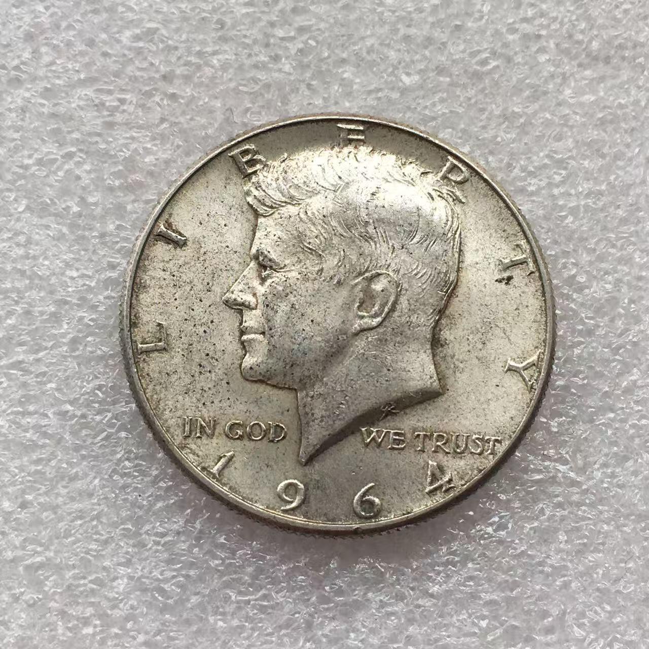 世界钱币专场拍卖 每周二开拍 1964年美国肯尼迪半美元银币 90%银